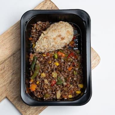 Котлета "Пожарская" с гречкой и овощами 225 гр