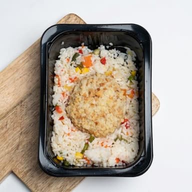 Котлета рыбная с рисом и овощами 300 гр