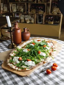 Римская пицца "Буррата" / Pizza Romana "Burrata"