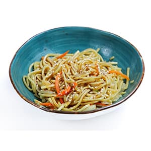 Яичная лапша с овощами