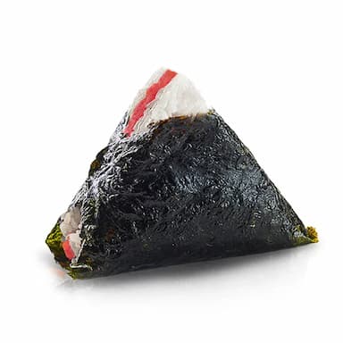 Онигири с тунцом