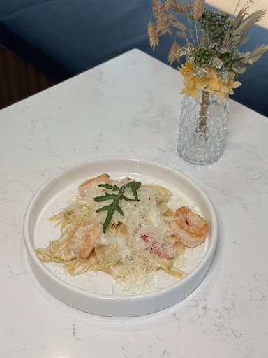 Паста с креветками в сливочном соусе