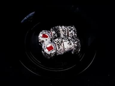 Ролл с тунцом