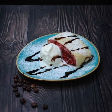 Штрудель вишневый